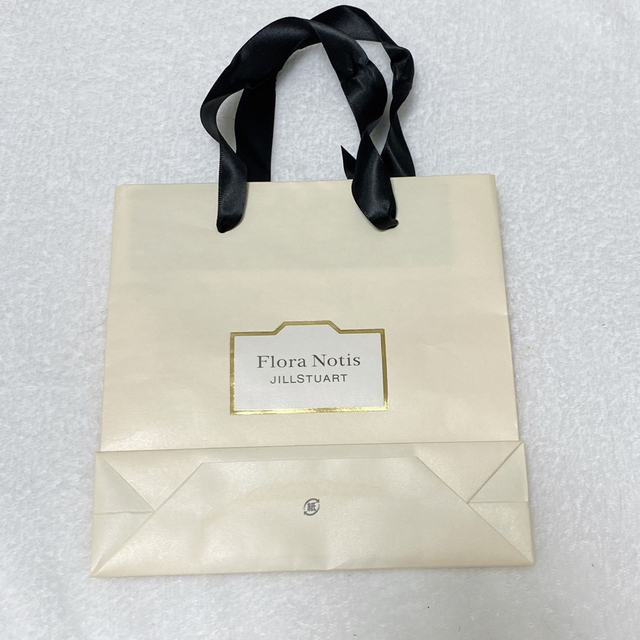 JILLSTUART(ジルスチュアート)のJILLSTUART ジルスチュアート 紙袋 ショッパー レディースのバッグ(ショップ袋)の商品写真