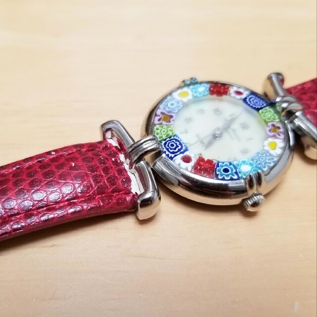 【新品未使用】ベネチアングラス 腕時計 レディースのファッション小物(腕時計)の商品写真