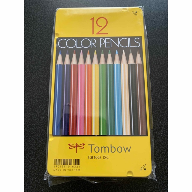 トンボ鉛筆(トンボエンピツ)のトンボ鉛筆 色鉛筆 12色 NA CQ-NA12C エンタメ/ホビーのアート用品(色鉛筆)の商品写真
