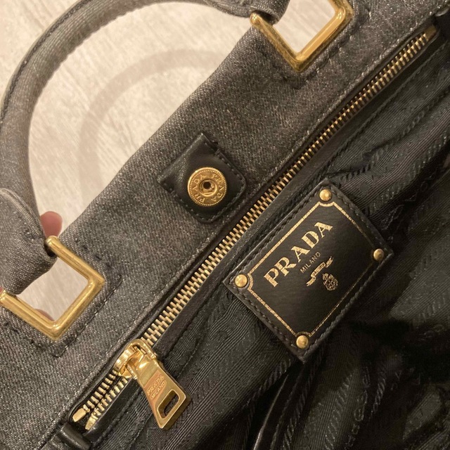 PRADA(プラダ)のPRADA プラダ カナパ　希少　美品　カード有　BN2069 DENIM レディースのバッグ(トートバッグ)の商品写真