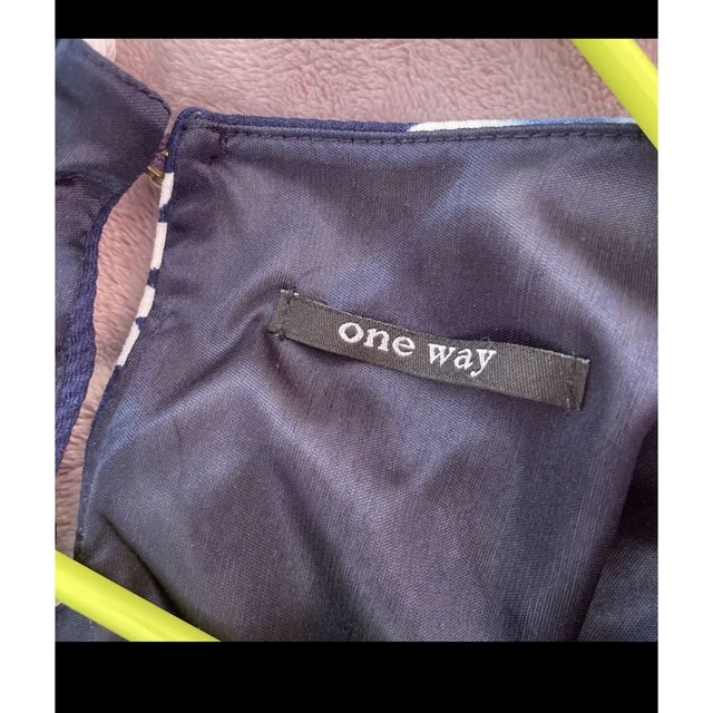 one*way(ワンウェイ)のONE WAY 花柄ワンピース レディースのワンピース(ミニワンピース)の商品写真