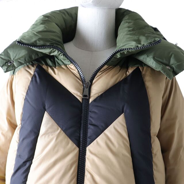 MONCLER(モンクレール)の良品◇国内正規品 MONCLER モンクレール 19-20AW MARITSA Mロゴデザイン フード付 ZIP UP ダウンジャケット マルチカラー 0 レディース レディースのジャケット/アウター(ダウンジャケット)の商品写真