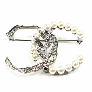 シャネル ブローチの通販 4,000点以上 | CHANELを買うならラクマ
