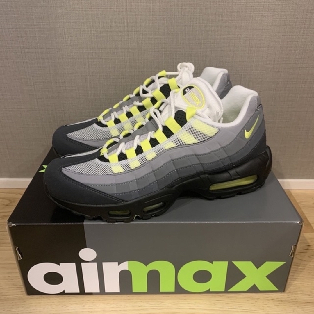 NIKE(ナイキ)の不動の名作 NIKE AIR MAX 95 OG (2020)イエローグラデ メンズの靴/シューズ(スニーカー)の商品写真