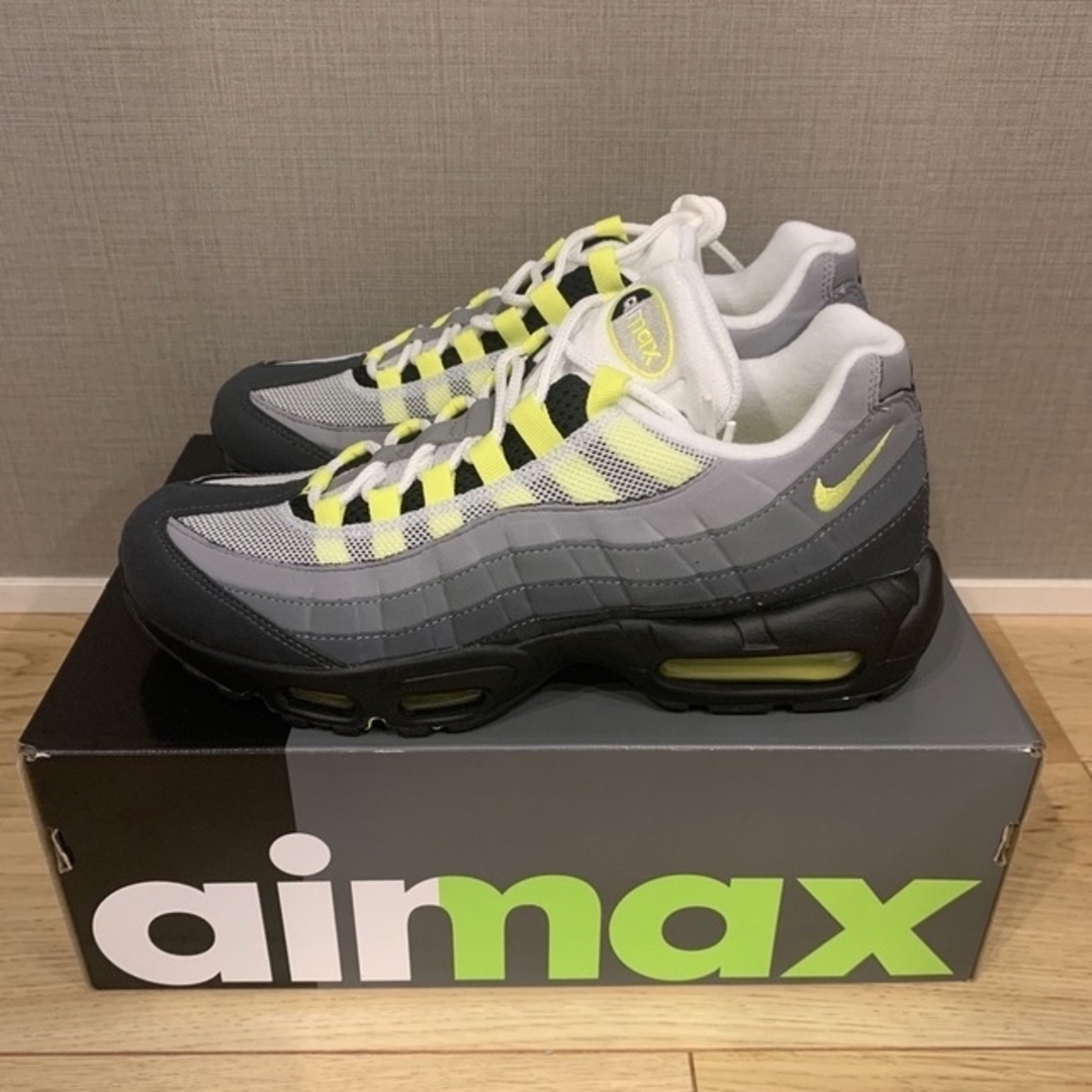 NIKE(ナイキ)の不動の名作 NIKE AIR MAX 95 OG (2020)イエローグラデ メンズの靴/シューズ(スニーカー)の商品写真