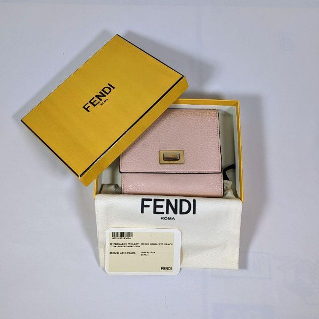 FENDI フェンディ ピーカブー セレリア 二つ折り財布 ピンク - www