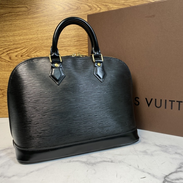 超新作】 LOUIS VUITTON - 極美品☆ルイヴィトン エピ アルマ
