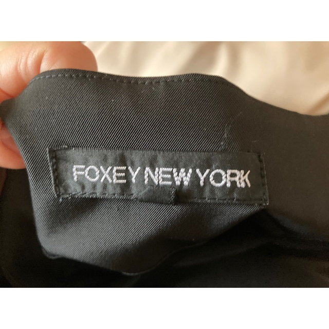 FOXEY NEW YORK(フォクシーニューヨーク)のフォクシー　バルーンスカート　　黒 レディースのワンピース(ひざ丈ワンピース)の商品写真