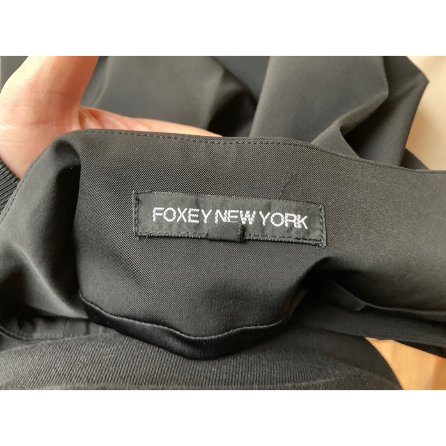 FOXEY NEW YORK(フォクシーニューヨーク)のフォクシー　バルーンスカート　　黒 レディースのワンピース(ひざ丈ワンピース)の商品写真