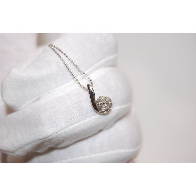 4℃(ヨンドシー)の４℃　ヨンドシー　Ｋ１８WG　ホワイトゴールド　ダイヤモンド　ネックレス レディースのアクセサリー(ネックレス)の商品写真