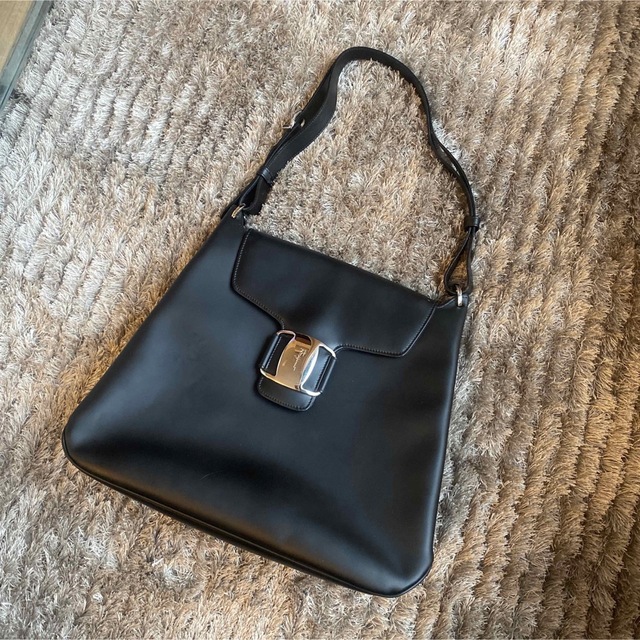 新品?正規品 バッグSalvatore Ferragamo - 美品 フェラガモ 黒 ガンチーニ ブラック