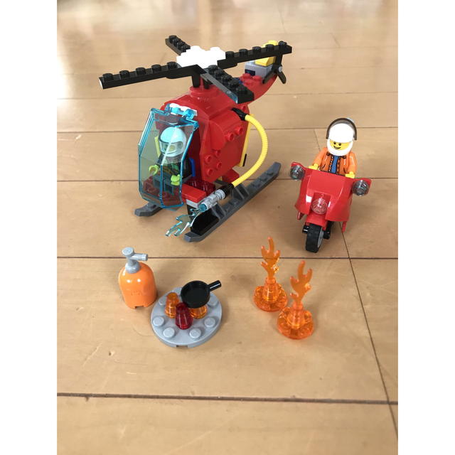 Lego(レゴ)のレゴ　消火ヘリ　LEGO JUNIORS 10685 エンタメ/ホビーのコレクション(その他)の商品写真