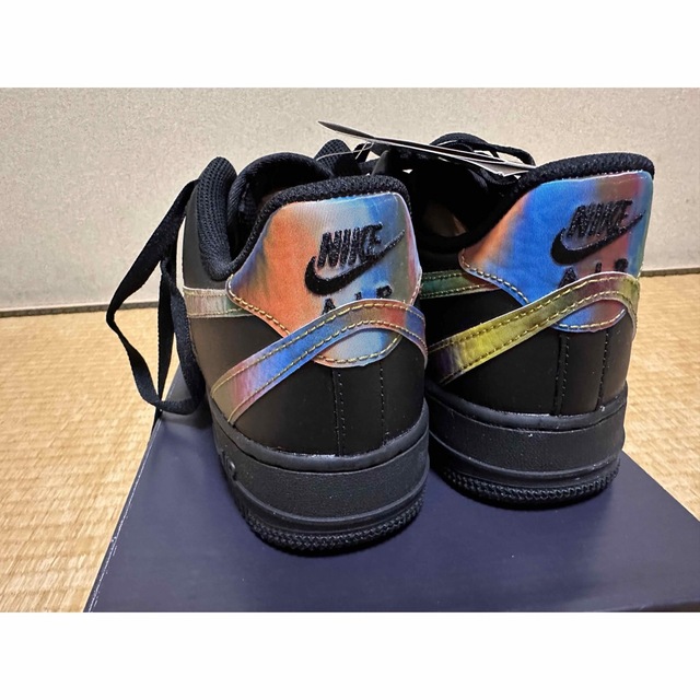 NIKE(ナイキ)の未使用　NIKE AIR FORCE 1 07 LV8 black/ ナイキ  メンズの靴/シューズ(スニーカー)の商品写真