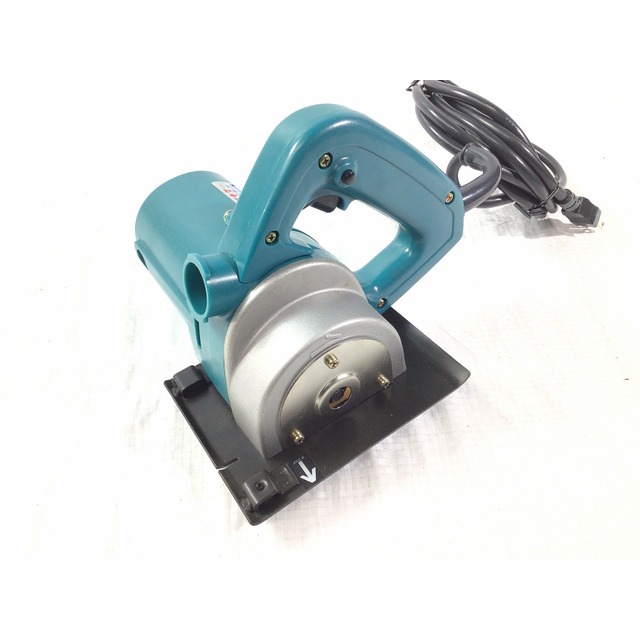 ☆未使用長期保管品☆makita マキタ 100V 80mm 防じんカッタ ☆未使用長期保管品☆makita マキタ 100V 80mm 防じんカッタ