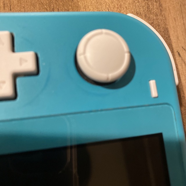 Nintendo Switch Lite 4