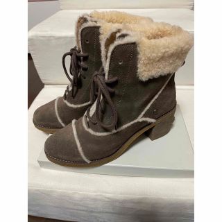 アグ(UGG)のUGG ブラウンブーツ(ブーツ)