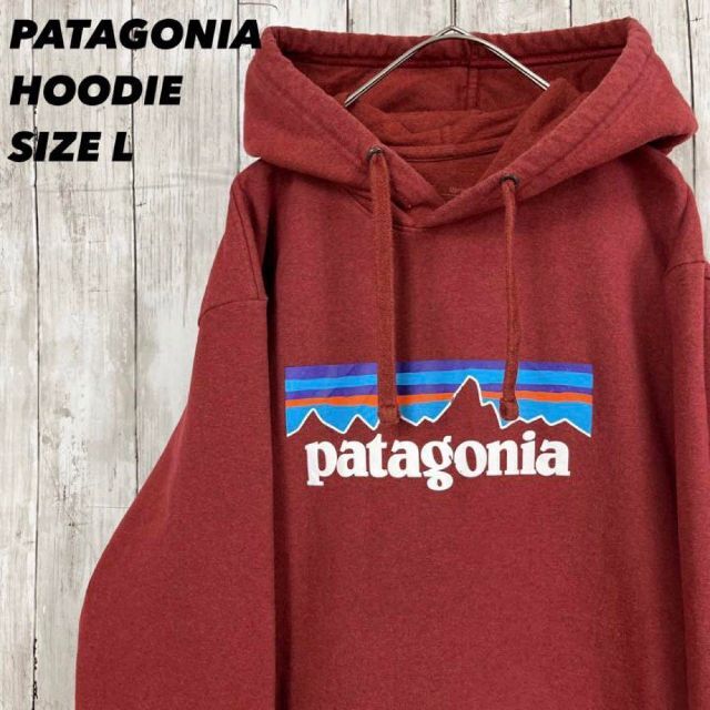 トップスアウトドアPATAGONIAパタゴニアロゴプリントスエットパーカーサイズL.