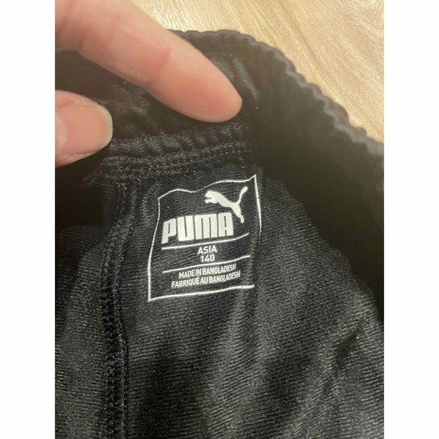 PUMA(プーマ)のPUMA ジャージ　下　140センチ スポーツ/アウトドアのサッカー/フットサル(ウェア)の商品写真