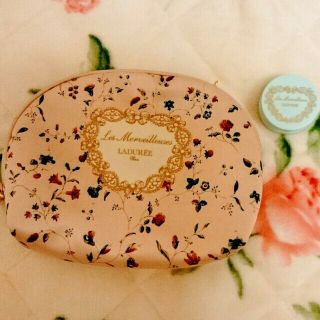 レメルヴェイユーズラデュレ(Les Merveilleuses LADUREE)の☆さくら様専用☆新品☆希少☆ラデュレ☆花柄限定ポーチ☆(ポーチ)