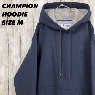 チャンピオン(Champion)のアメリカ古着チャンピオン　ワンポイント刺繍ロゴスエットパーカー　ネイビー男女　M(パーカー)