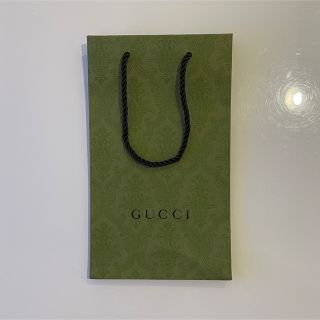 GUCCI(ショップ袋 ・ グリーン・カーキ/緑色系)のフリマ GUCCI(ショップ袋 ・ グリーン・カーキ/緑色系)のフリマ