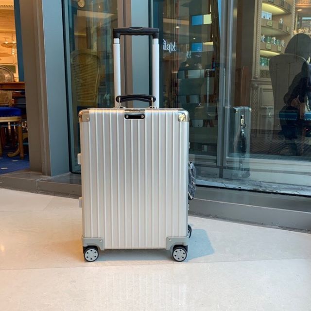 高品質の人気 RIMOWA リモワ クラシックフラ スーツケース スーツケース+キャリーバッグ 高品質の人気 RIMOWA リモワ クラシックフラ スーツケース スーツケース+キャリーバッグ