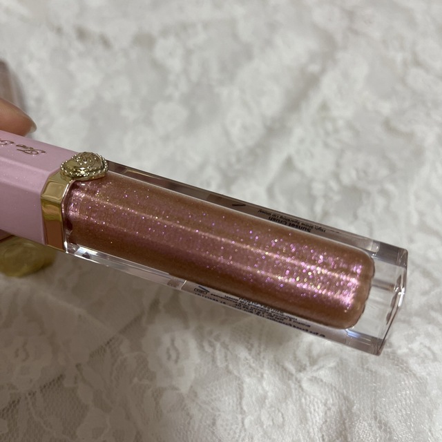 Too Faced(トゥフェイス)のTooFaced リップグロス2本 コスメ/美容のベースメイク/化粧品(リップグロス)の商品写真