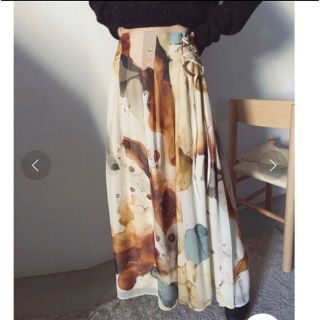 アメリヴィンテージ(Ameri VINTAGE)の26日までUNDRESSED AMELIA INK ART SKIRT Sサイズ(ロングスカート)