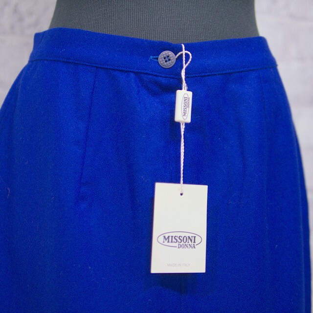 MISSONI(ミッソーニ)の新品未使用 ミッソーニ  タグ付き タイトスカート ひざ丈 ウール ブルー 青 レディースのスカート(ひざ丈スカート)の商品写真