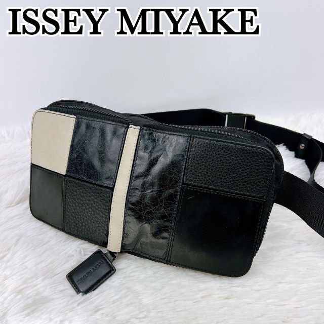 ISSEY MIYAKE イッセイミヤケ ウエストポーチ ボディーバッグ | フリマアプリ ラクマ