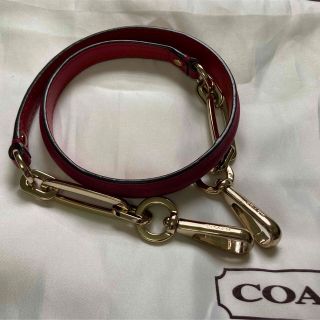 コーチ(COACH)のコーチ　ショルダーストラップ　レッド　再々お値下げ(その他)