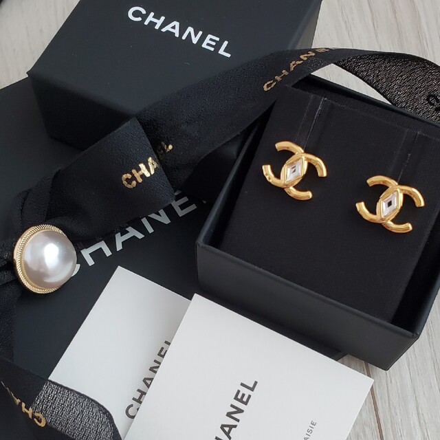 Chanel ピアス　未使用