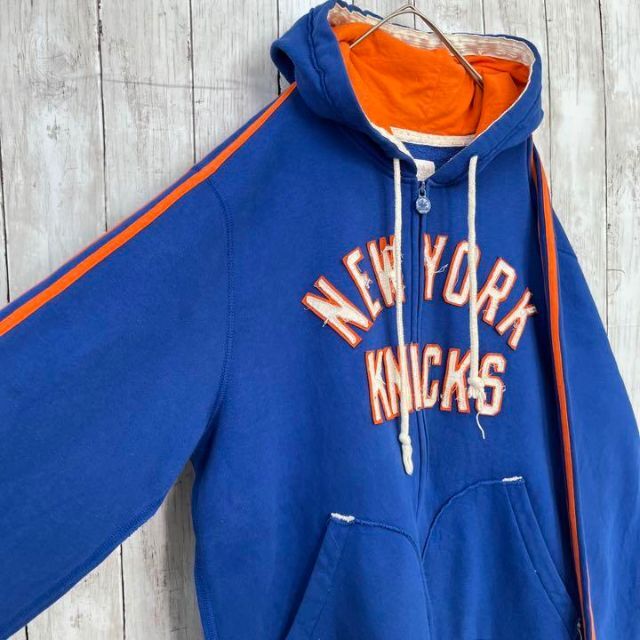 adidas × NBA New York Knicks  ジップパーカー