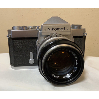 ニコン(Nikon)の二コマート　カメラ(フィルムカメラ)