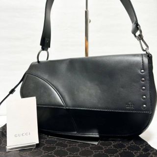 グッチ(Gucci)の【美品】グッチ ワンショルダーバッグ スタッズ オールレザー カーフ ブラック(ショルダーバッグ)