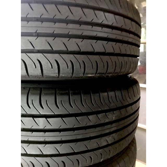 DUNLOP(ダンロップ)のバリ山！SPスポーツ MAXX 050●215/55R17●4本セット 自動車/バイクの自動車(タイヤ)の商品写真