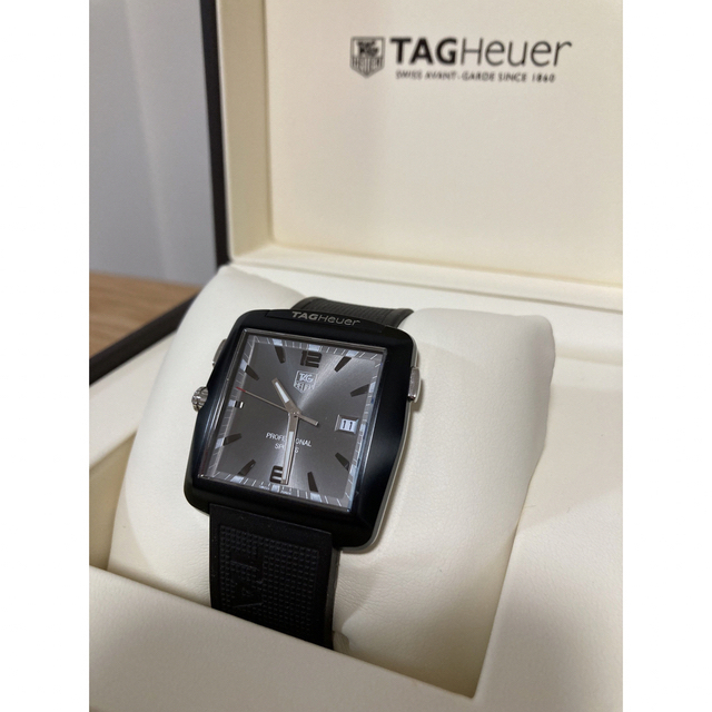 TAG Heuer(タグホイヤー)のTAG HEUER プロフェッショナル スポーツWAE1113 メンズの時計(腕時計(デジタル))の商品写真