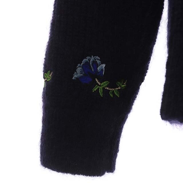 sacai(サカイ)のサカイ 22AW Flower Embroidery Knit Cardigan レディースのトップス(カーディガン)の商品写真