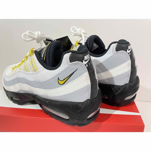 NIKE(ナイキ)の【新品】24.5㎝　ナイキ エア マックス 95 エッセンシャル メンズの靴/シューズ(スニーカー)の商品写真