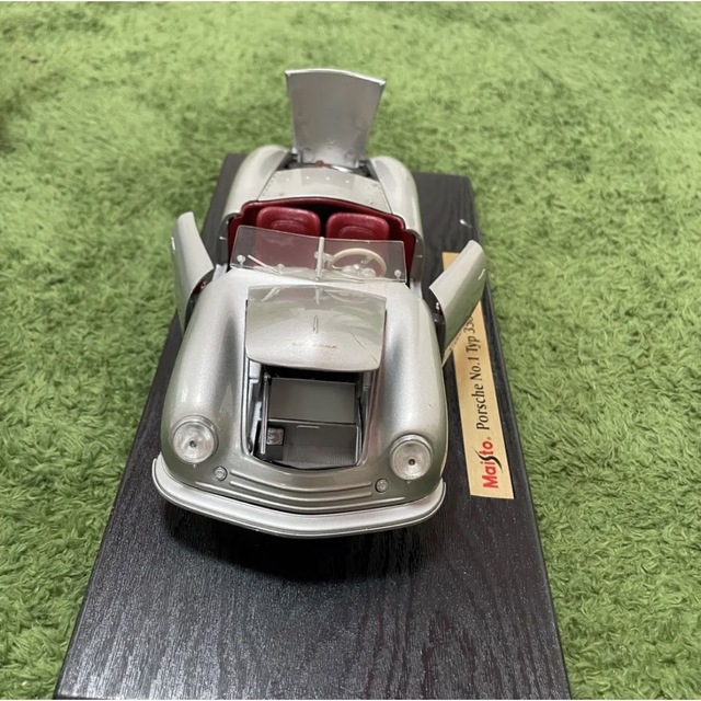 Porsche(ポルシェ)の【箱付き】ミニカー ポルシェ356 シルバー (1201) エンタメ/ホビーのおもちゃ/ぬいぐるみ(ミニカー)の商品写真