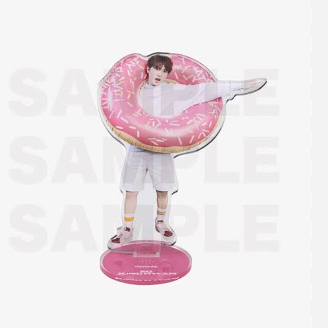 TREASURE サマーグッズ アクスタ アクリルスタンド ジョンファン エンタメ/ホビーのタレントグッズ(アイドルグッズ)の商品写真