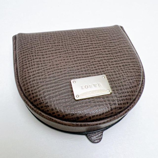 LOEWE(ロエベ)の新品未使用 LOEWE ロエベ コインケース 馬蹄型 ブラウン 金具ロゴ 財布 レディースのファッション小物(コインケース)の商品写真