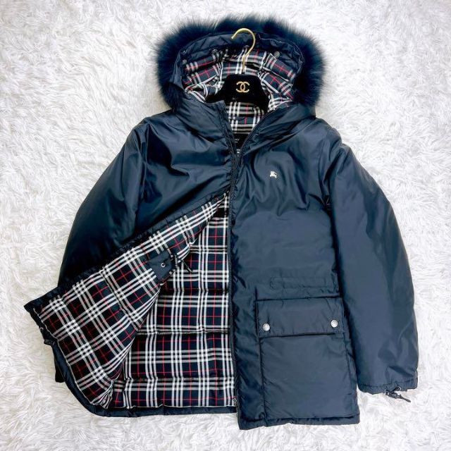 BURBERRY BLACK LABEL(バーバリーブラックレーベル)のBURBERRY バーバリー ブラックレーベル ダウンジャケット ファー 黒色 メンズのジャケット/アウター(ダウンジャケット)の商品写真