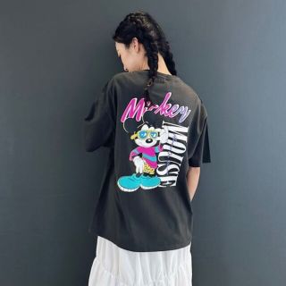 ロデオクラウンズワイドボウル(RODEO CROWNS WIDE BOWL)のねずみ男チャコールグレー(Tシャツ(半袖/袖なし))