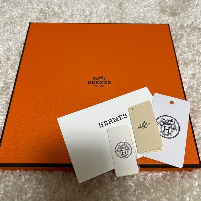 HERMES - エルメス カレ70 カリック・ア・ポンプ 未使用品 HERMES - エルメス カレ70 カリック・ア・ポンプ 未使用品