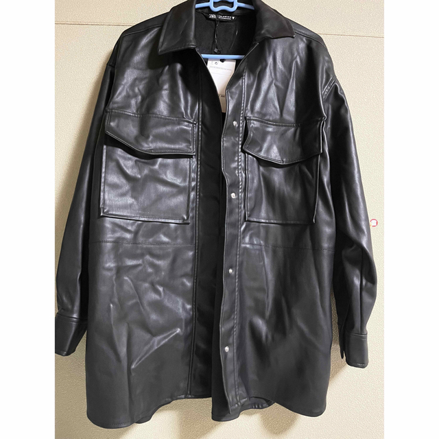 ZARA - ZARA フェイクレザー シャツ ジャケット の通販 by ZARA - ZARA フェイクレザー シャツ ジャケット の通販 by