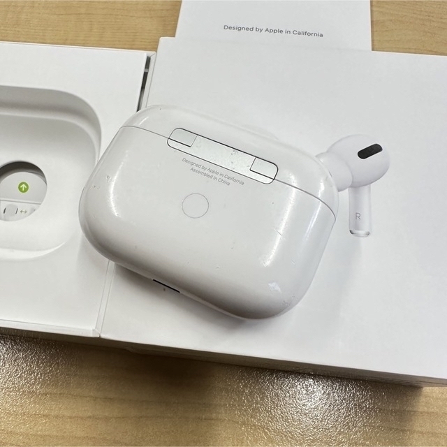 Apple(アップル)のApple AirPods Pro  MWP22J/A 付属品完備 エアーポッズ スマホ/家電/カメラのオーディオ機器(ヘッドフォン/イヤフォン)の商品写真