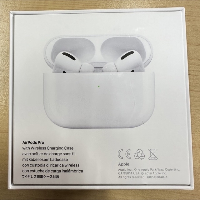 Apple(アップル)のApple AirPods Pro  MWP22J/A 付属品完備 エアーポッズ スマホ/家電/カメラのオーディオ機器(ヘッドフォン/イヤフォン)の商品写真