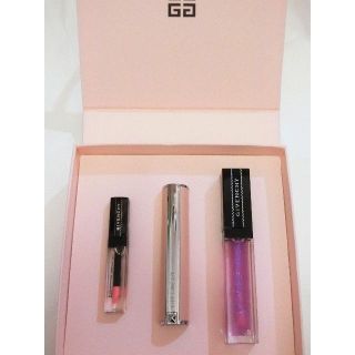 ジバンシィ(GIVENCHY)の★☆ジバンシー☆スペシャル　３本入りリップキット☆ギフトにも☆新品未使用(口紅)