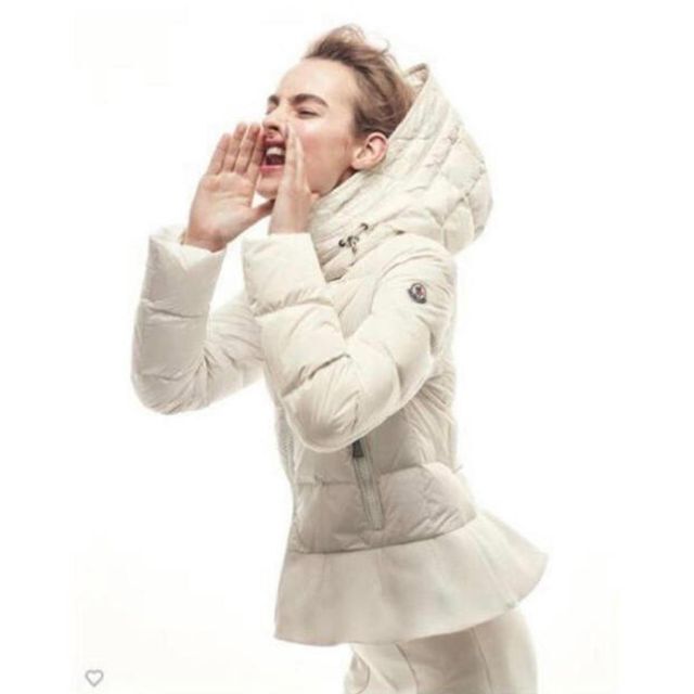 MONCLER - 人気モデル モンクレール NESEA ネセア 00 白 国内 MONCLER - 人気モデル モンクレール NESEA ネセア 00 白 国内